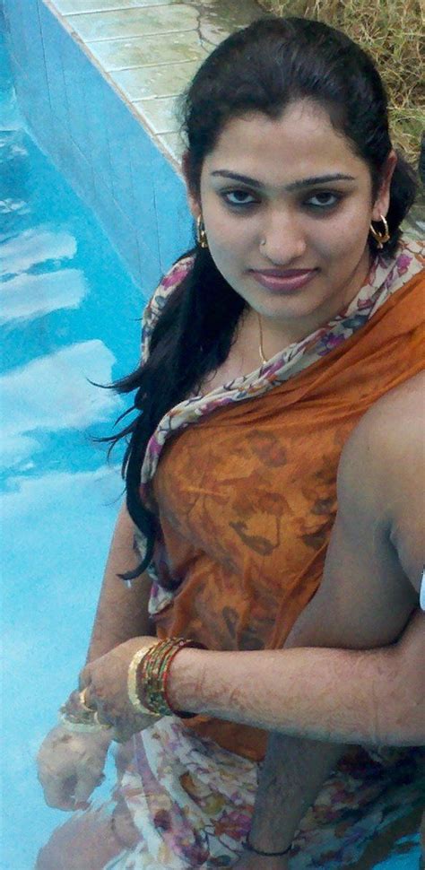 desi indian girl nude pic|Nude Indian sex photos